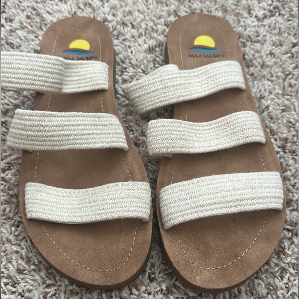 Women’s Sandals